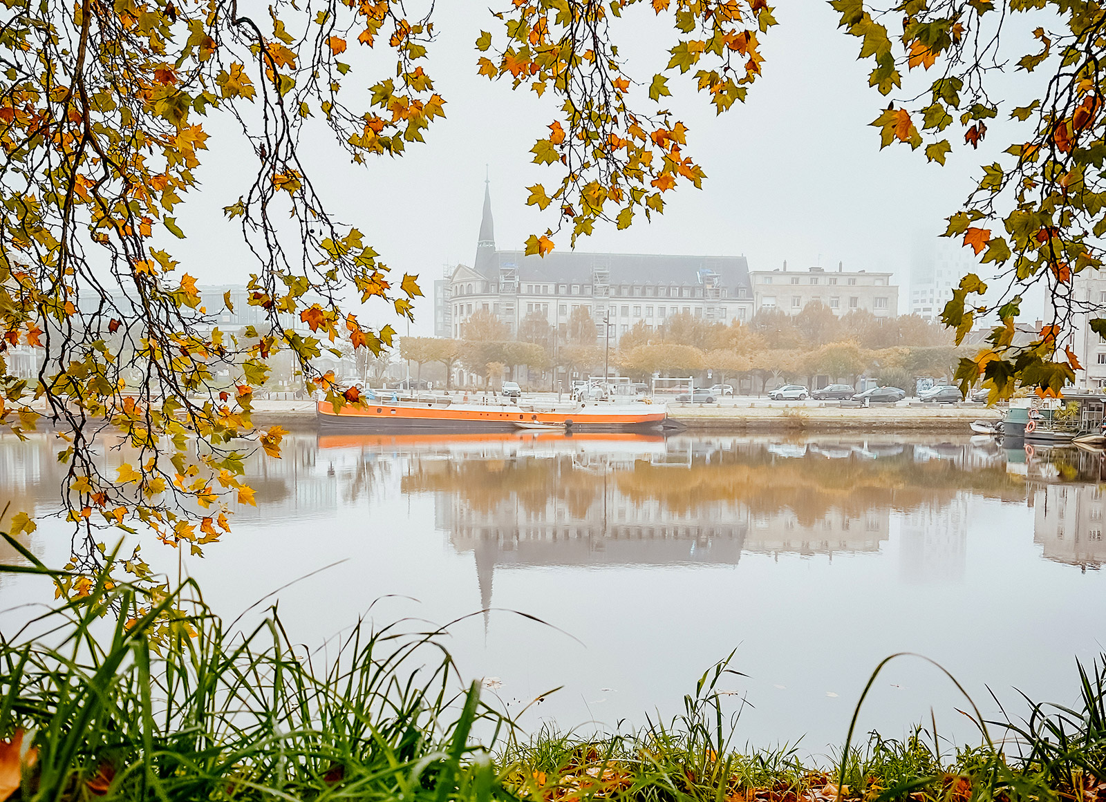 Canal St Félix à Nantes en automne